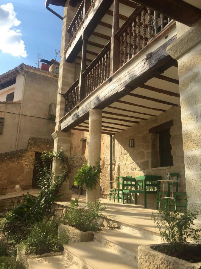 Lastias Valderrobres Exterior foto